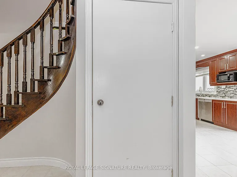 101 Hullrick Dr — Photo 50