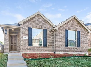 517 Pawnee St, Crossroads, TX 76227