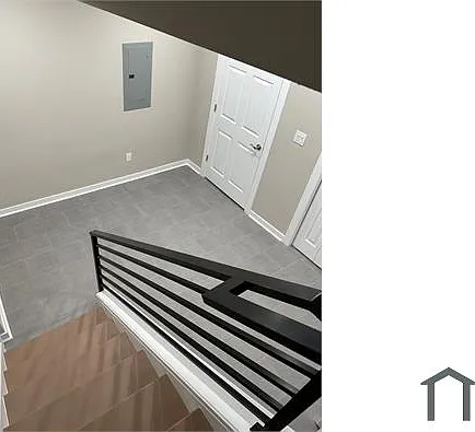 2 bed, 1350 sqft, $1,975 — Photo 2