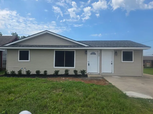 324 W Young St, Howe, TX 75459
