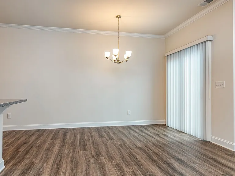 437 Yellow Fox Rd — Photo 5