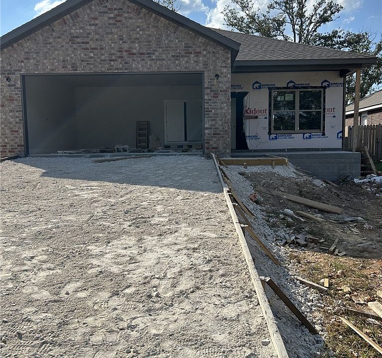 1st image of 837 Snyder Springs Loop