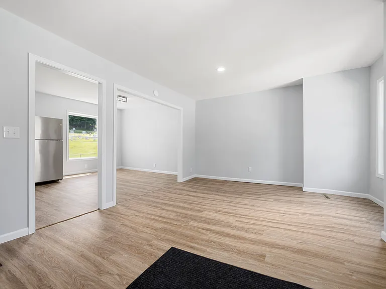 121 Cooper St — Photo 2