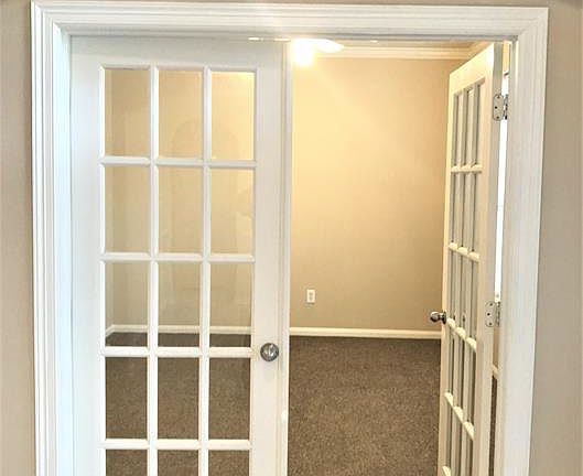 4th image of 12727 Robins Crest Dr
