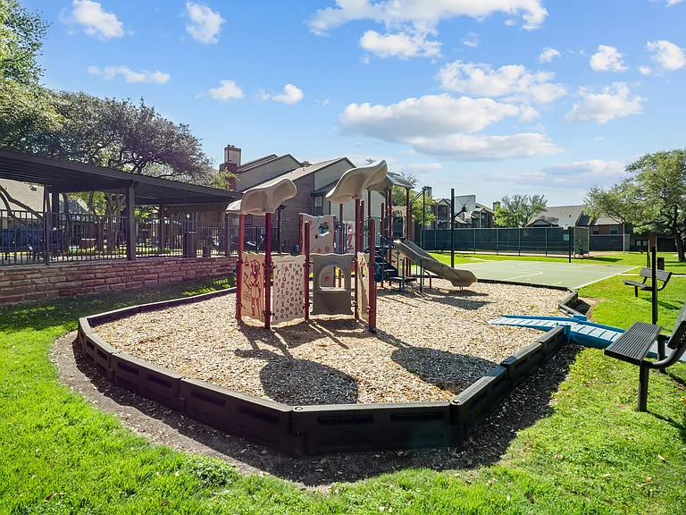 Preston Bend — Photo 12