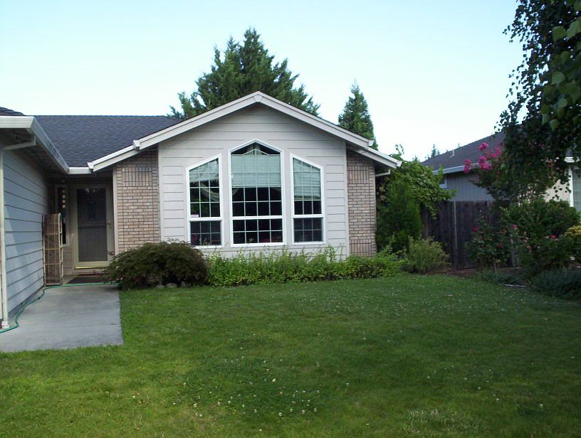 1st image of 1820 Northwood Dr