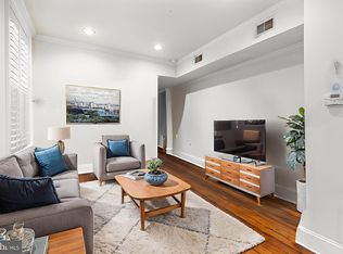 1708 Pine St #4, Philadelphia, PA 19103