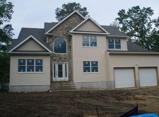 70 Outcalt Ave, Spotswood, NJ