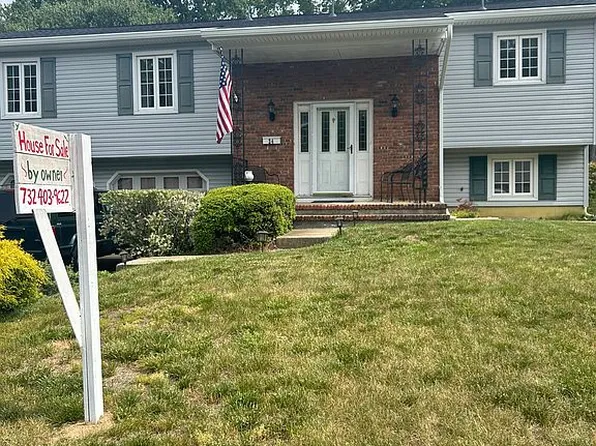 24 Sugarbush Rd, Howell, NJ 07731