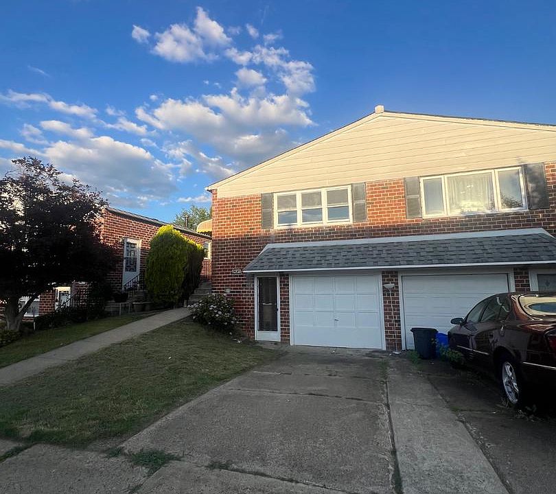 1st image of 8425 Ridgeway St