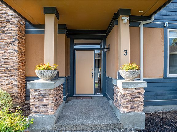 3rd image of 101 Falcon Point Way Unit 3