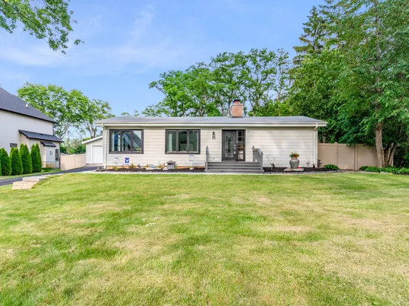 5S535 Columbia St, Naperville, IL 60563