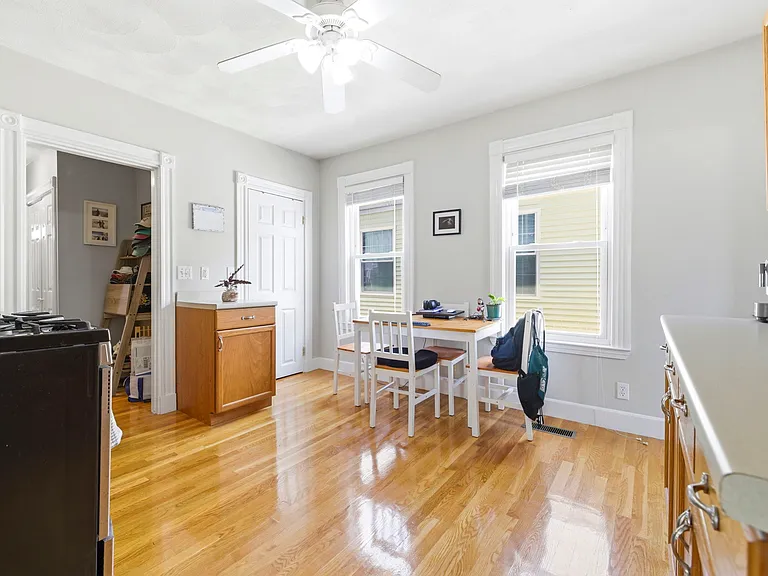 53 Willard St #1 — Photo 11