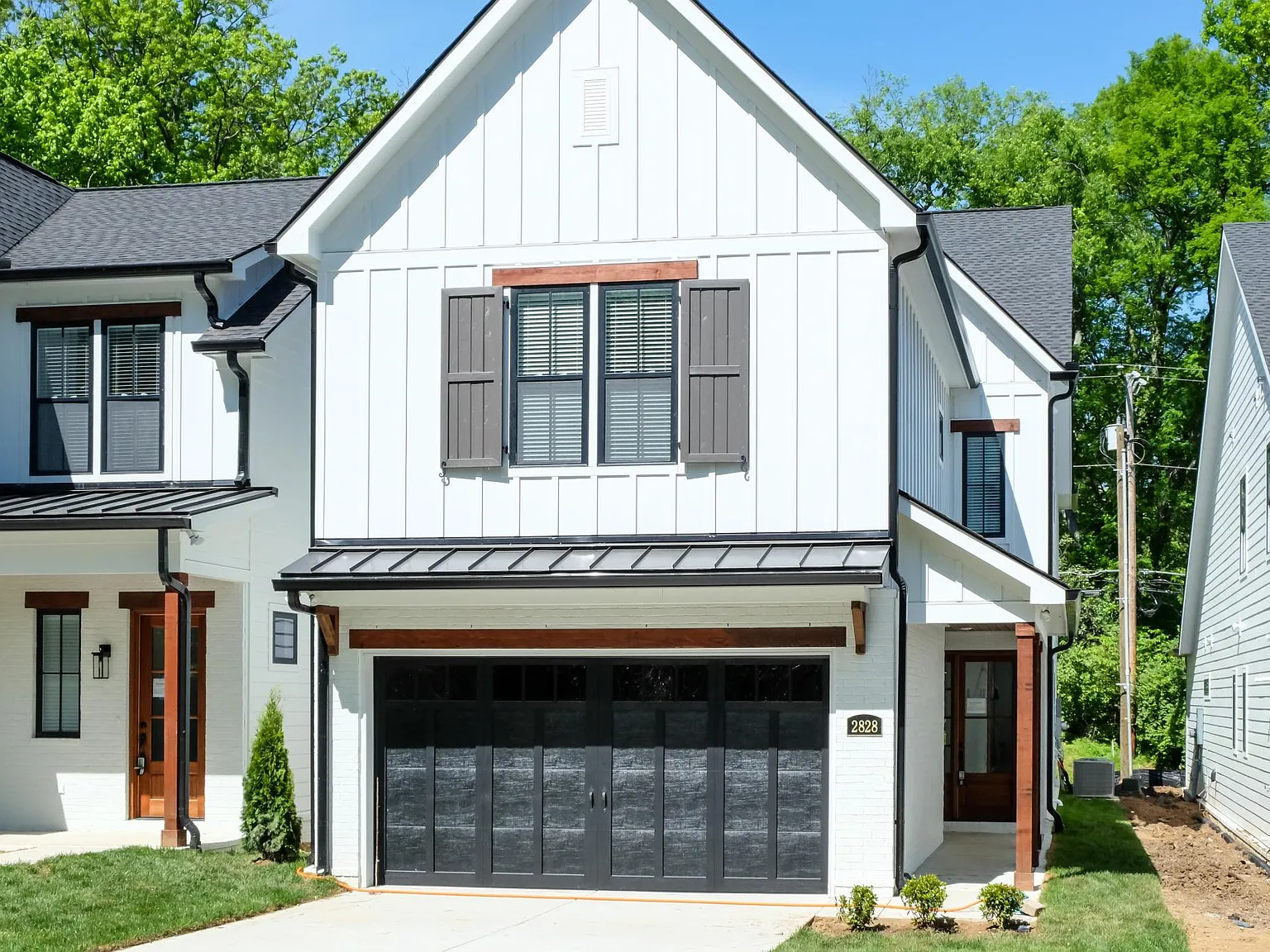 4 bed, 3.5 bath, 2627 sqft, $4,995 — Photo 1