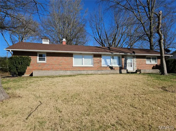 9914 Lewis And Clark Blvd, Saint Louis, MO 63136