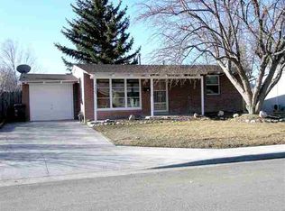 3425 Foxcroft Rd, Cheyenne, WY 82001