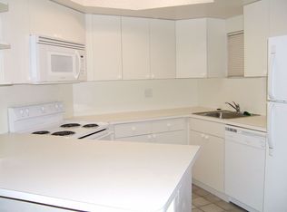 8343 Lake Dr APT 501, Doral, FL 33166