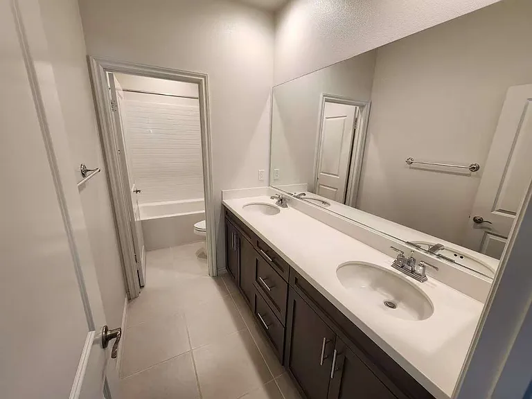 15953 Mentz Ct — Photo 14