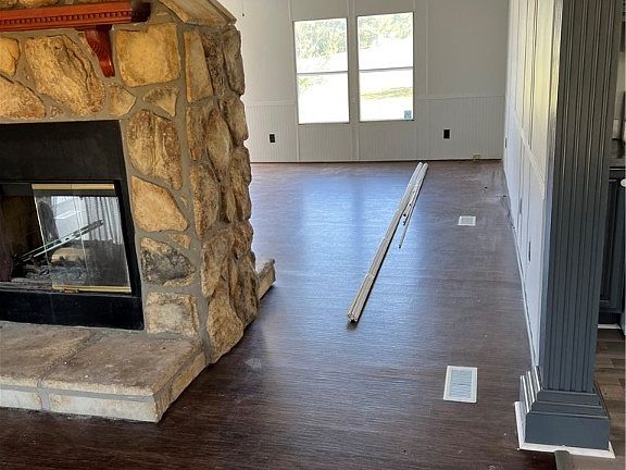 4th image of 133 Lee Road 2065