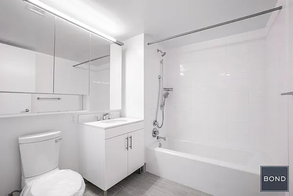 Rented by Bond New York | media 6
