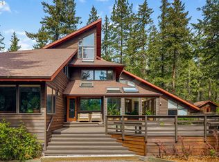 2000 Paradise Ridge Rd, Mosier, OR 97040