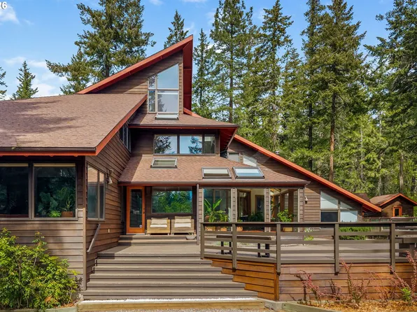 2000 Paradise Ridge Rd, Mosier, OR 97040