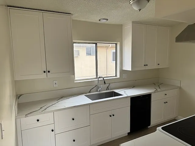 8335 Willis Ave — Photo 2