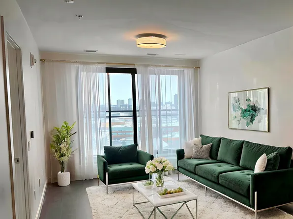 181 King St S #1103, Waterloo, ON N2J 0E7