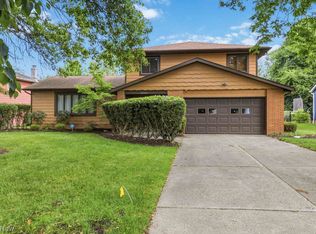 4767 Hillary Ln, Richmond Heights, OH 44143