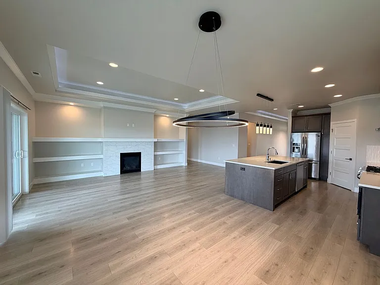 1808 Somers Ln — Photo 12