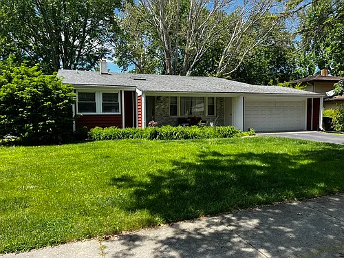 261 Bay Colony Dr Photo 1