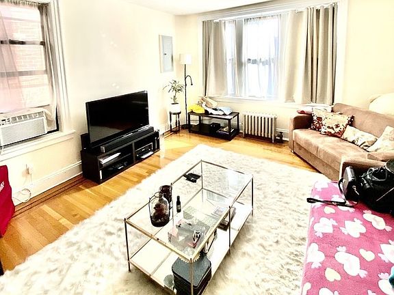 5th image of 2550 45th St APT 1