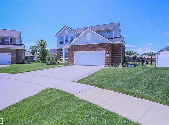 2nd image of 48011 Norwood Dr