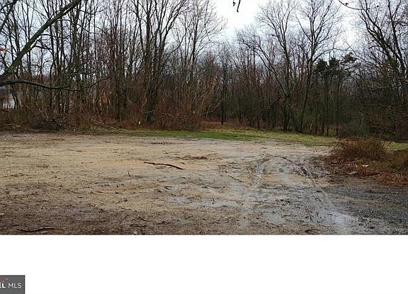 5th image of 432 Whig Ln