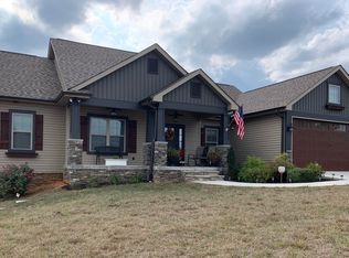 2806 Alden Glenn Ct, Sevierville, TN 37876