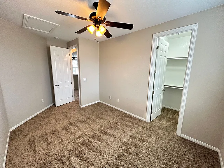 10743 Knickerbocker Ave — Photo 24