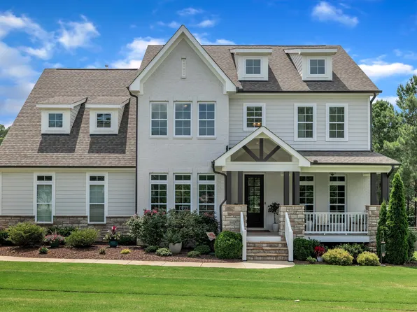 2300 Ginger Gold Ct, Apex, NC 27539