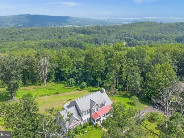 6229 Enon School Rd, Marshall, VA 20115