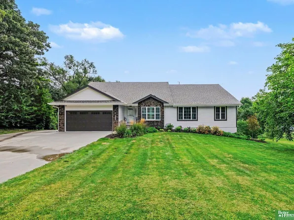 8529 S 25th St, Bellevue, NE 68147