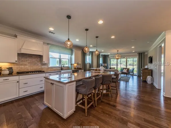 32 Valleybrooke Ct S, Bluffton, SC 29909