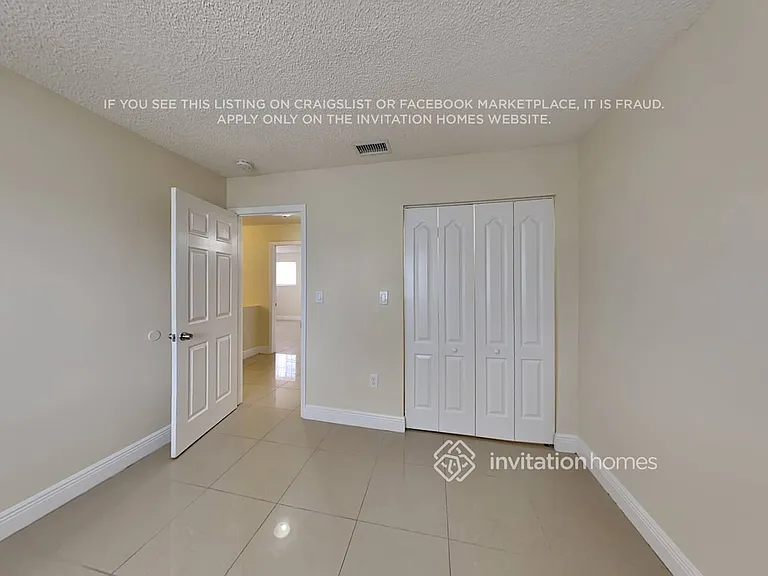 16099 SW 138th Pl — Photo 11