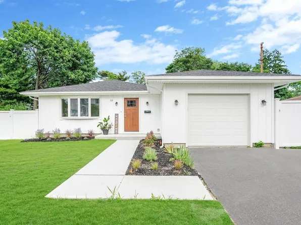 53 Lee Avenue, Patchogue, NY 11772