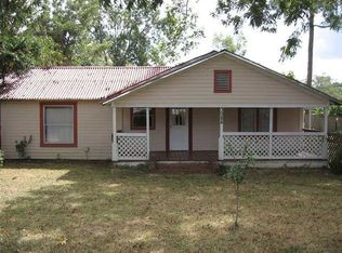 3984 2nd Ave, Laurel Hill, FL 32567