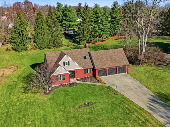 624 Aberfelda Dr, Springfield, OH 45504