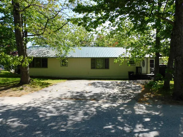 83 Livermore Road, Holderness, NH 03245