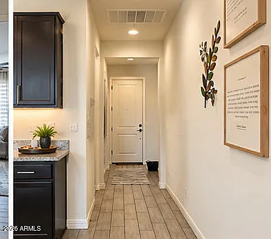 3 bed, 2.0 bath, 1967 sqft, $2,550 — Photo 3