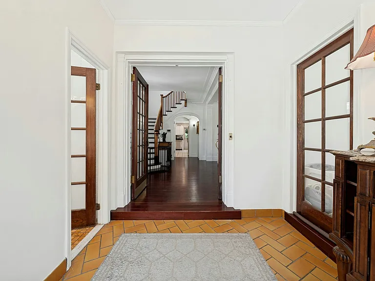 1016 Abbott Blvd — Photo 6