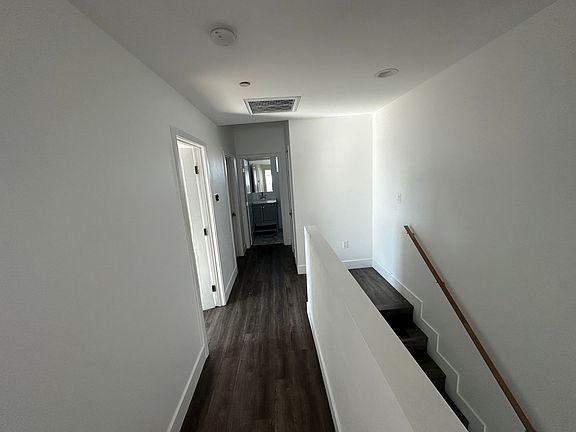 4th image of 1623 W 208th St #1623
