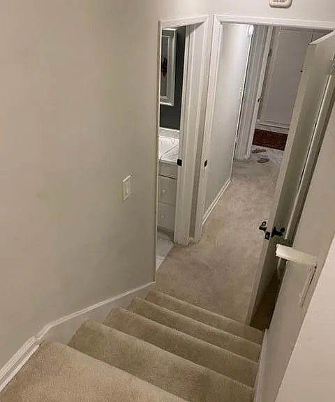 321 N Palm Dr #5 — Photo 3