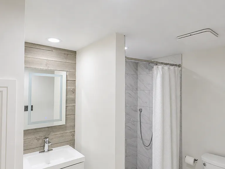 1328 McLean Ave — Photo 16